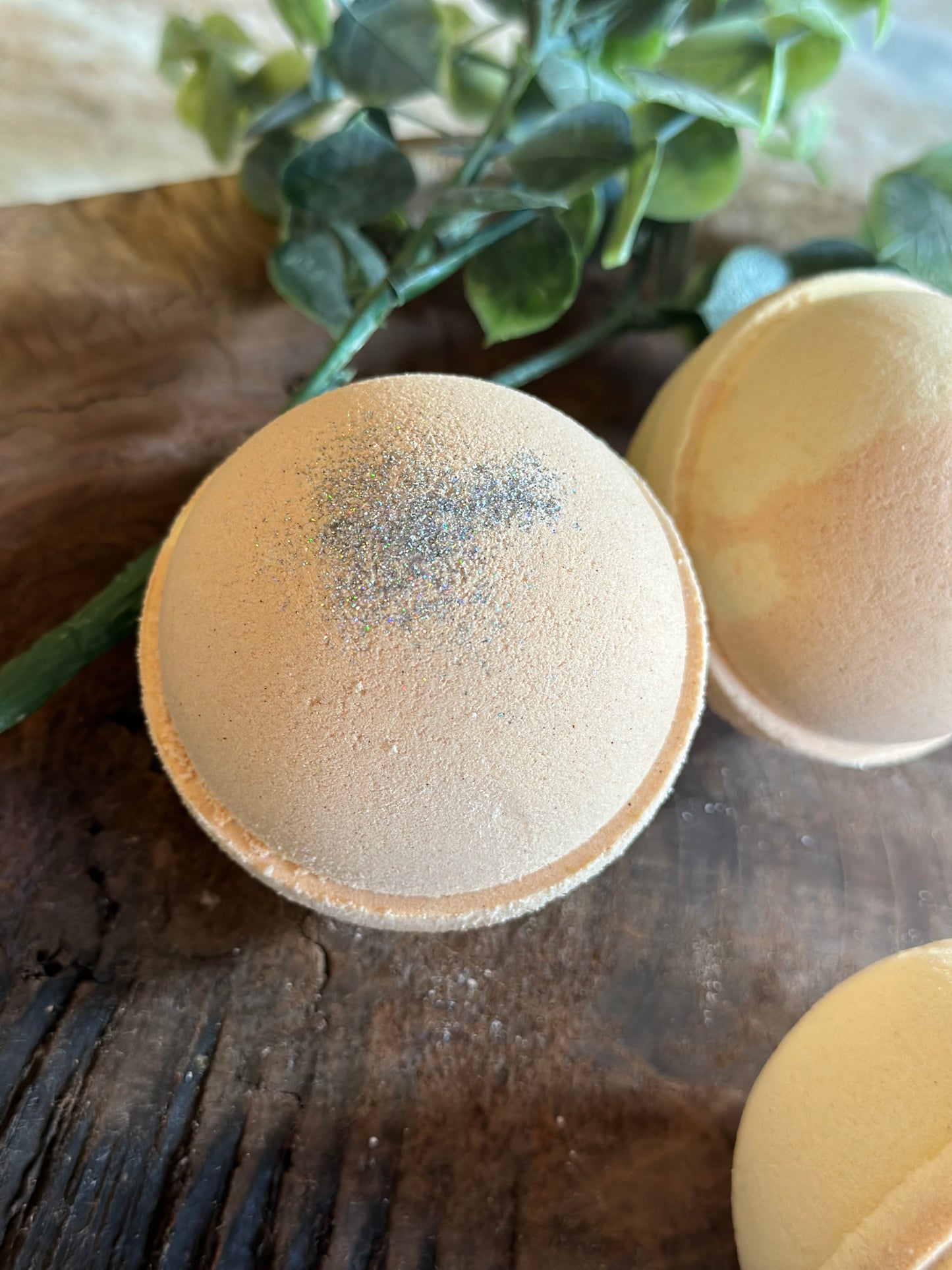 Juicy Georgia Peach Fizzy Bath Bomb