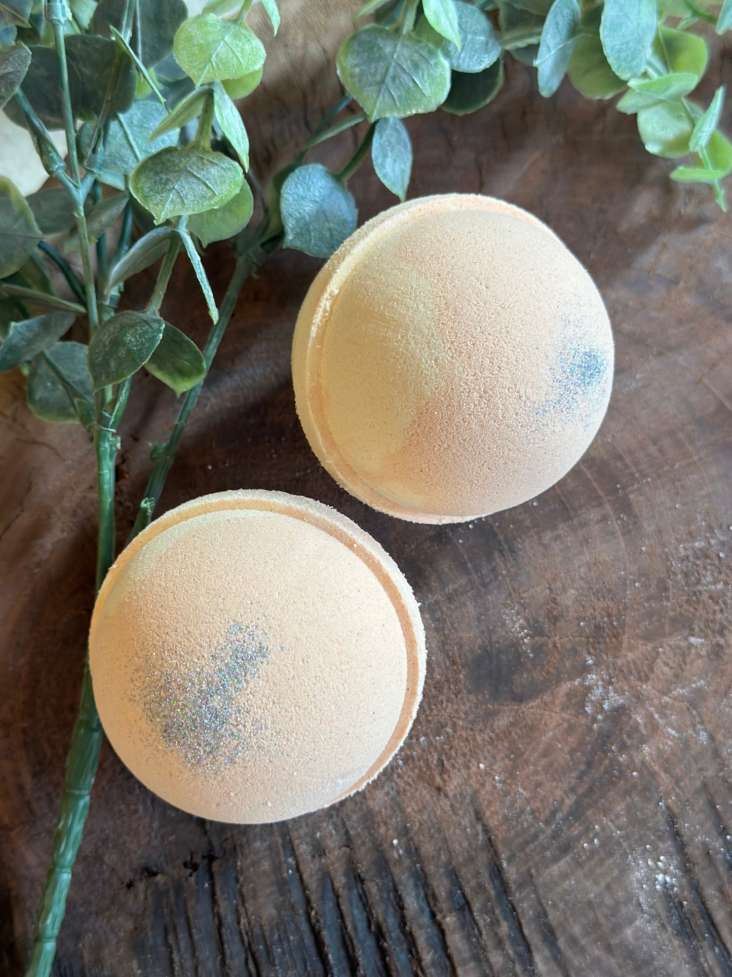 Juicy Georgia Peach Fizzy Bath Bomb