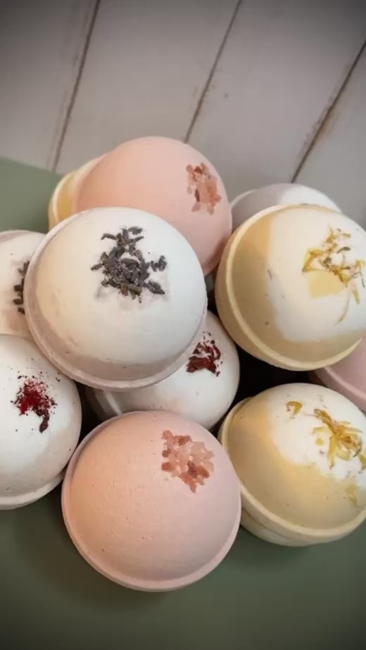 Lavender Vanilla Fizzy Bath Bomb